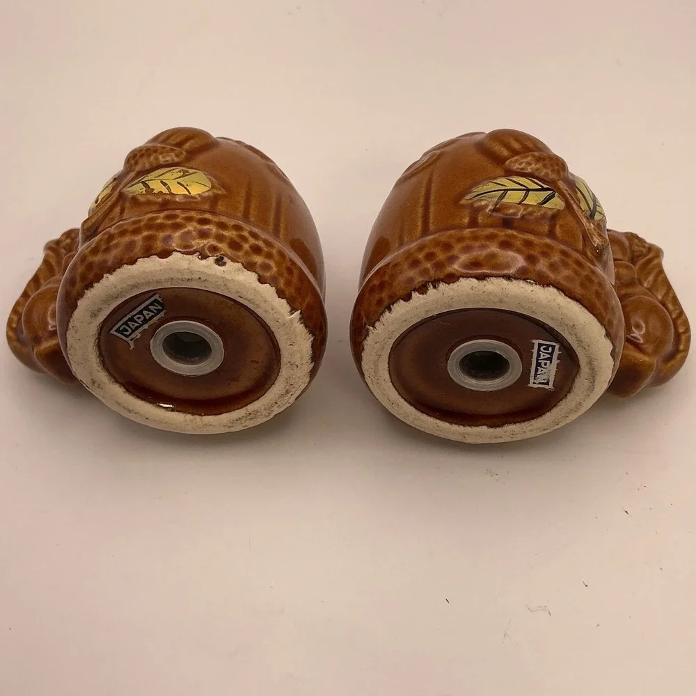 Vintage Colorado Squirrel Acorn Salt and Pepper‎ Shakers Ceramic Japan Brown Set